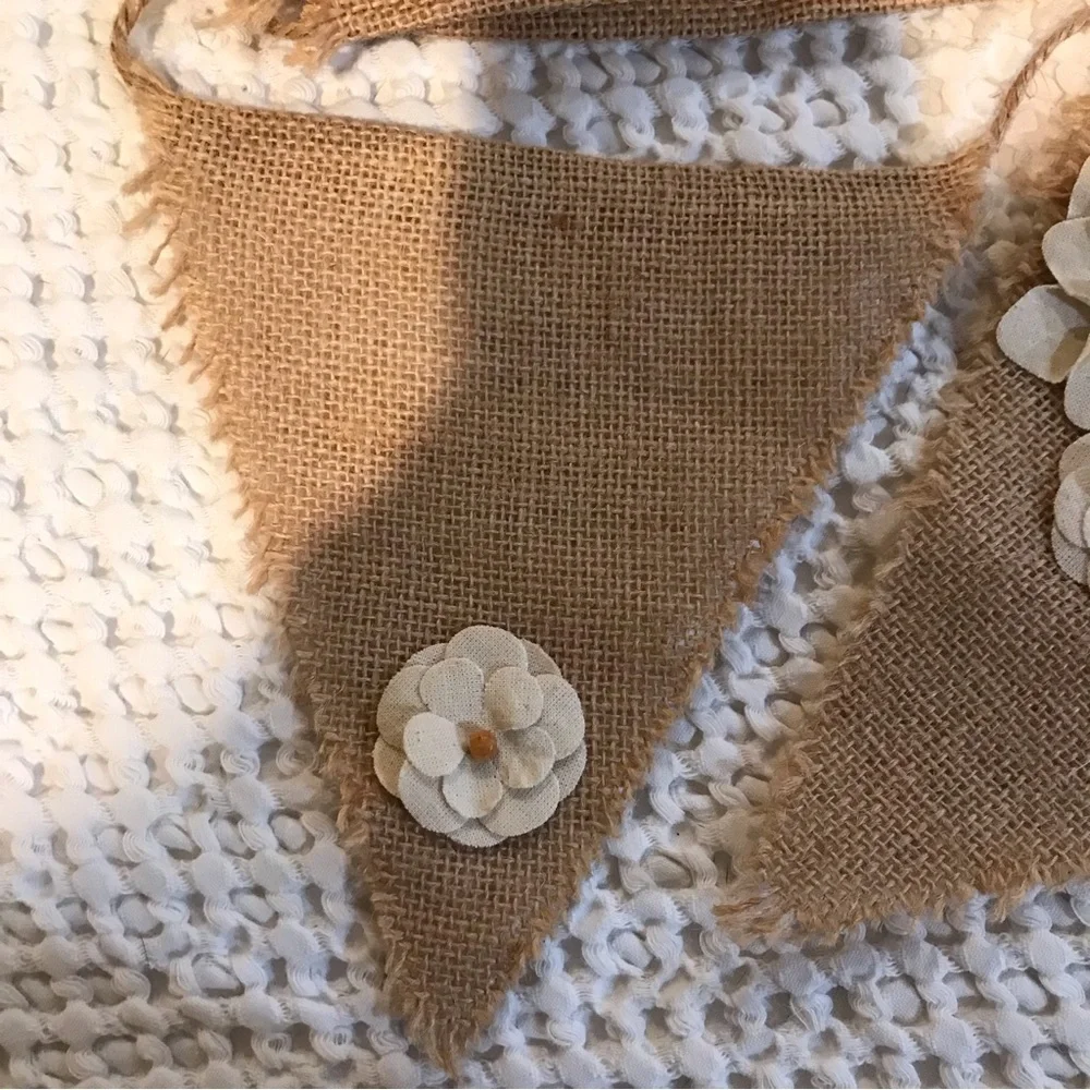 ✌️Boho Burlap & Flowers Garland